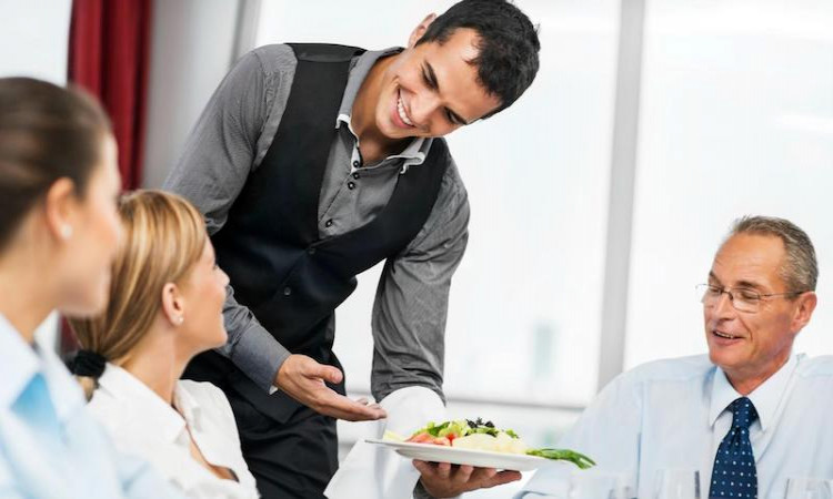 Quy trình phục vụ nhà hàng hiệu quả nhất